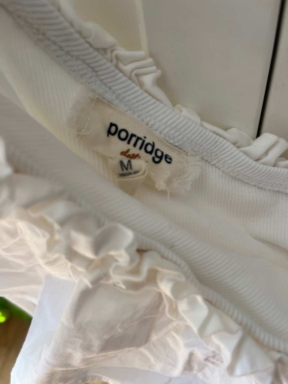 Porridge x Anthropologie white ruffle cotton one shoulder top sz M coastal - Picture 3 of 5